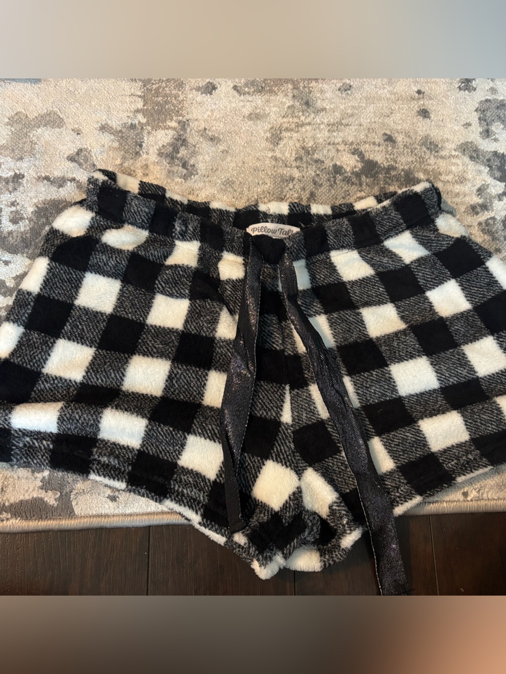Women's Plush Buffalo Check Lounge Shorts - Black & White